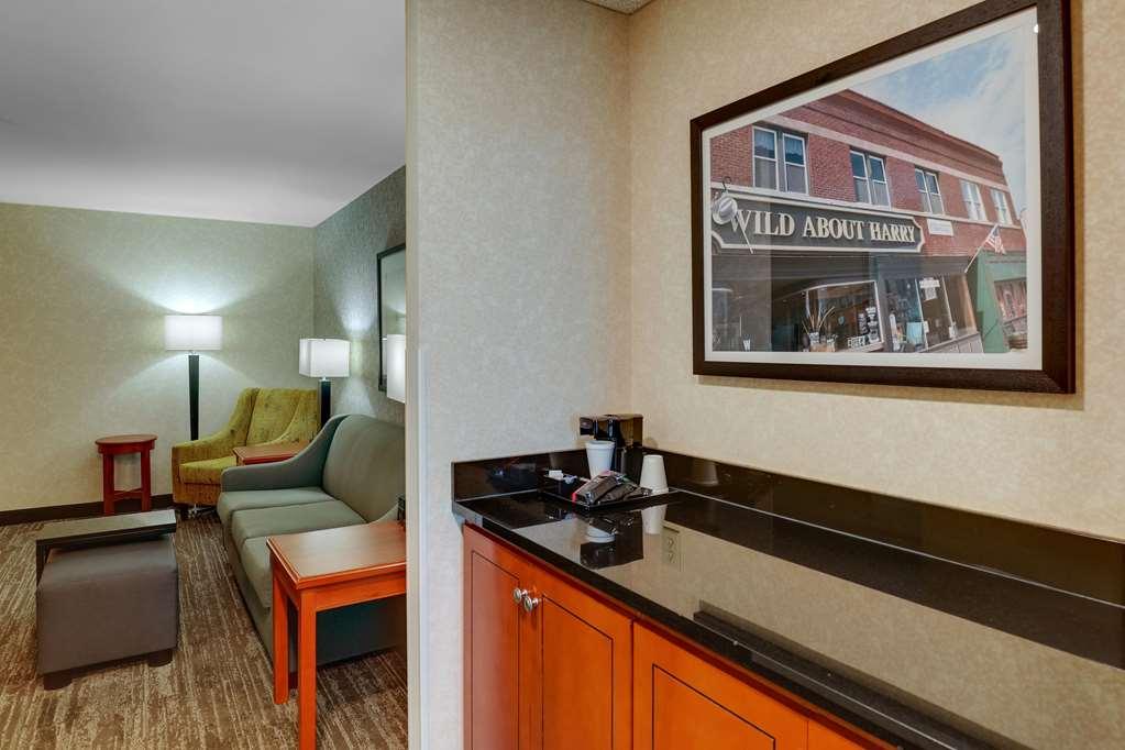 Drury Inn & Suites Independence Kansas City Блу-Спрингс Номер фото