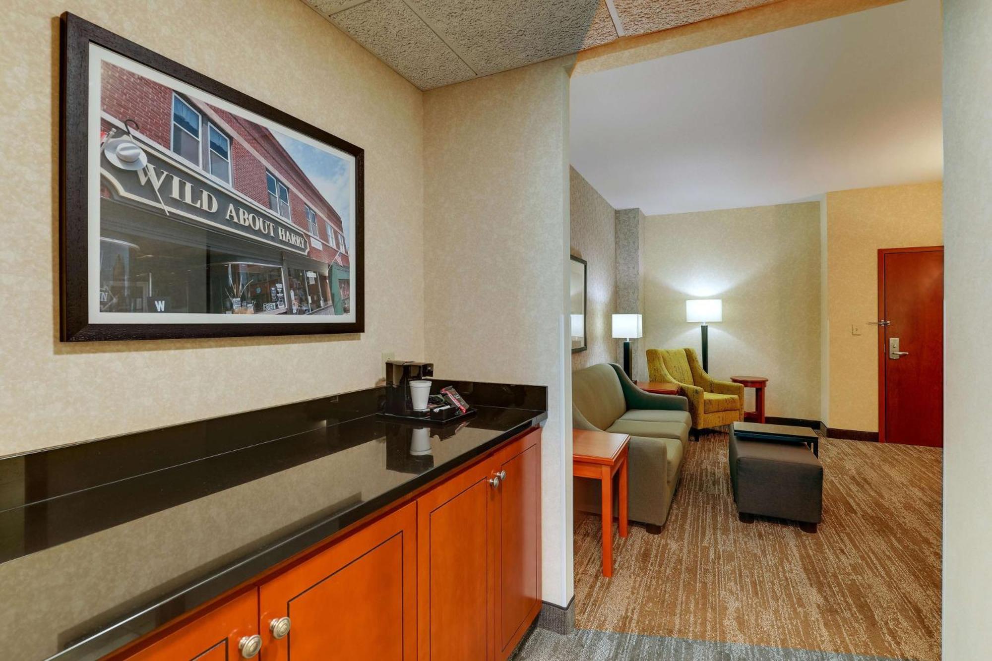 Drury Inn & Suites Independence Kansas City Блу-Спрингс Экстерьер фото